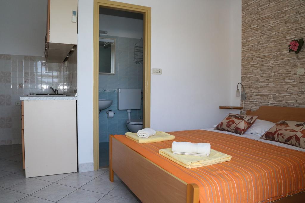 Apartments Dragica Μίλνα Εξωτερικό φωτογραφία