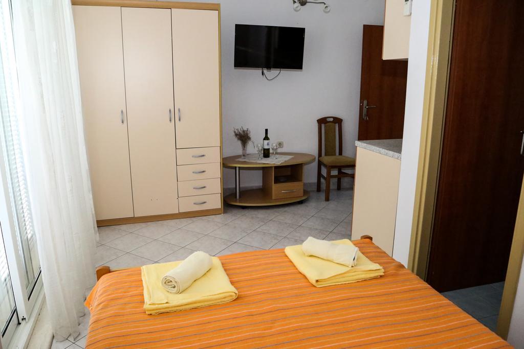 Apartments Dragica Μίλνα Εξωτερικό φωτογραφία